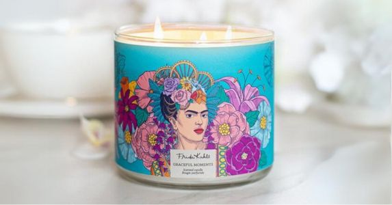 Discover the world of art with candles Frida Kahlo - perfect for your Business