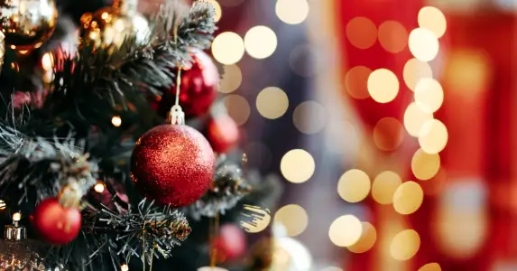 Why you should order Christmas scented candles now? B2B pre-sales at CWStore