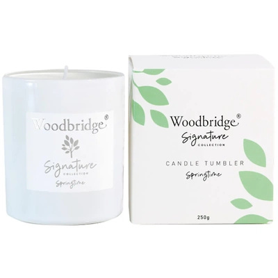 Woodbridge Signature scented candle in glass - Spring Time 250 g